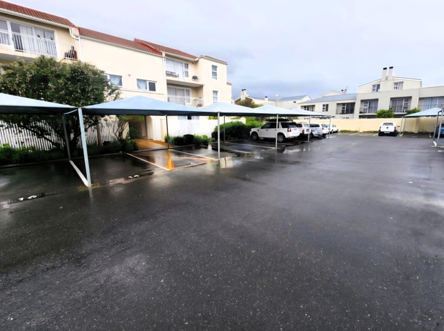 To Let 2 Bedroom Property for Rent in Whispering Pines Western Cape